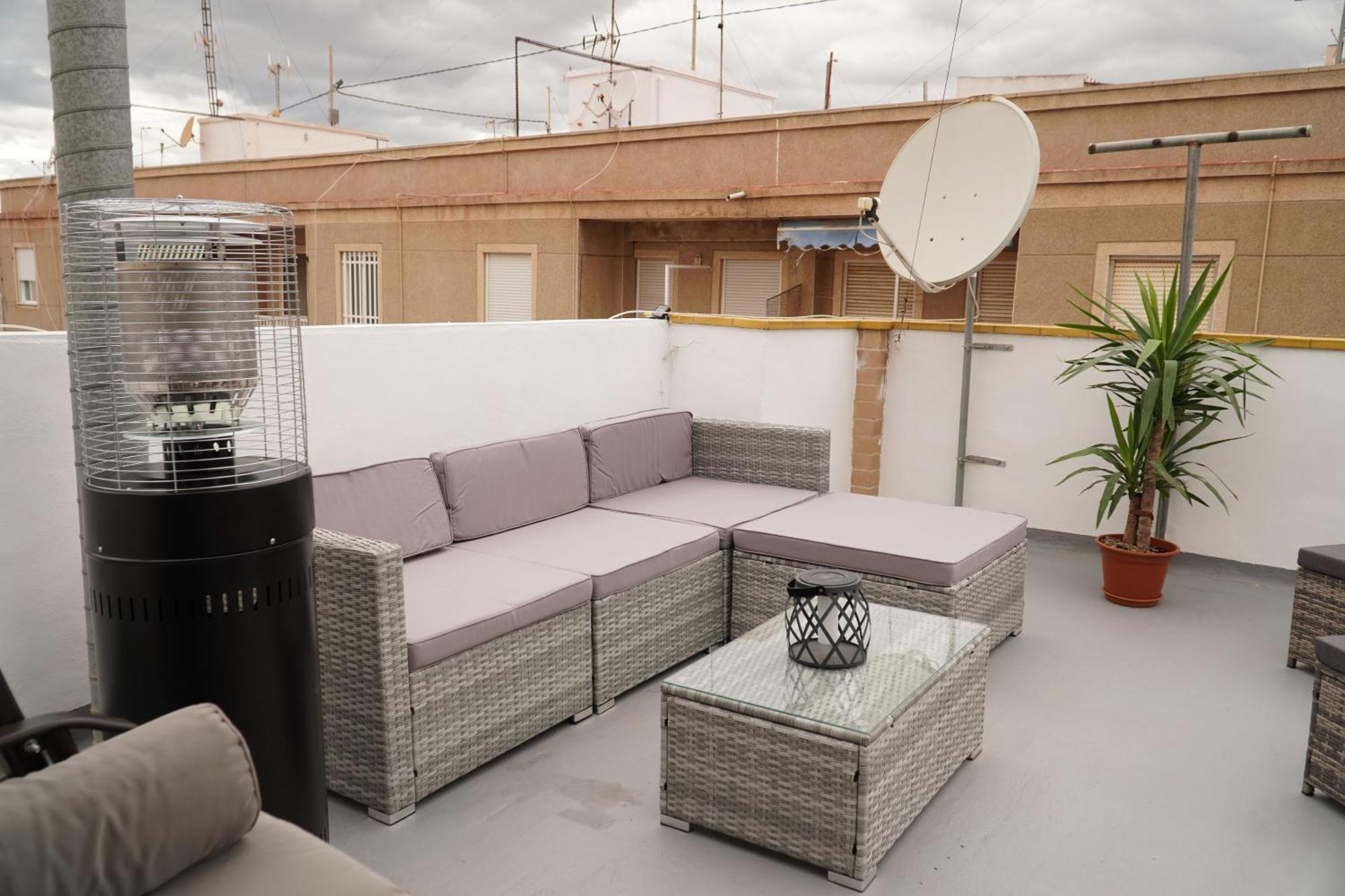 Parsami Suites Santa Pola Exteriér fotografie