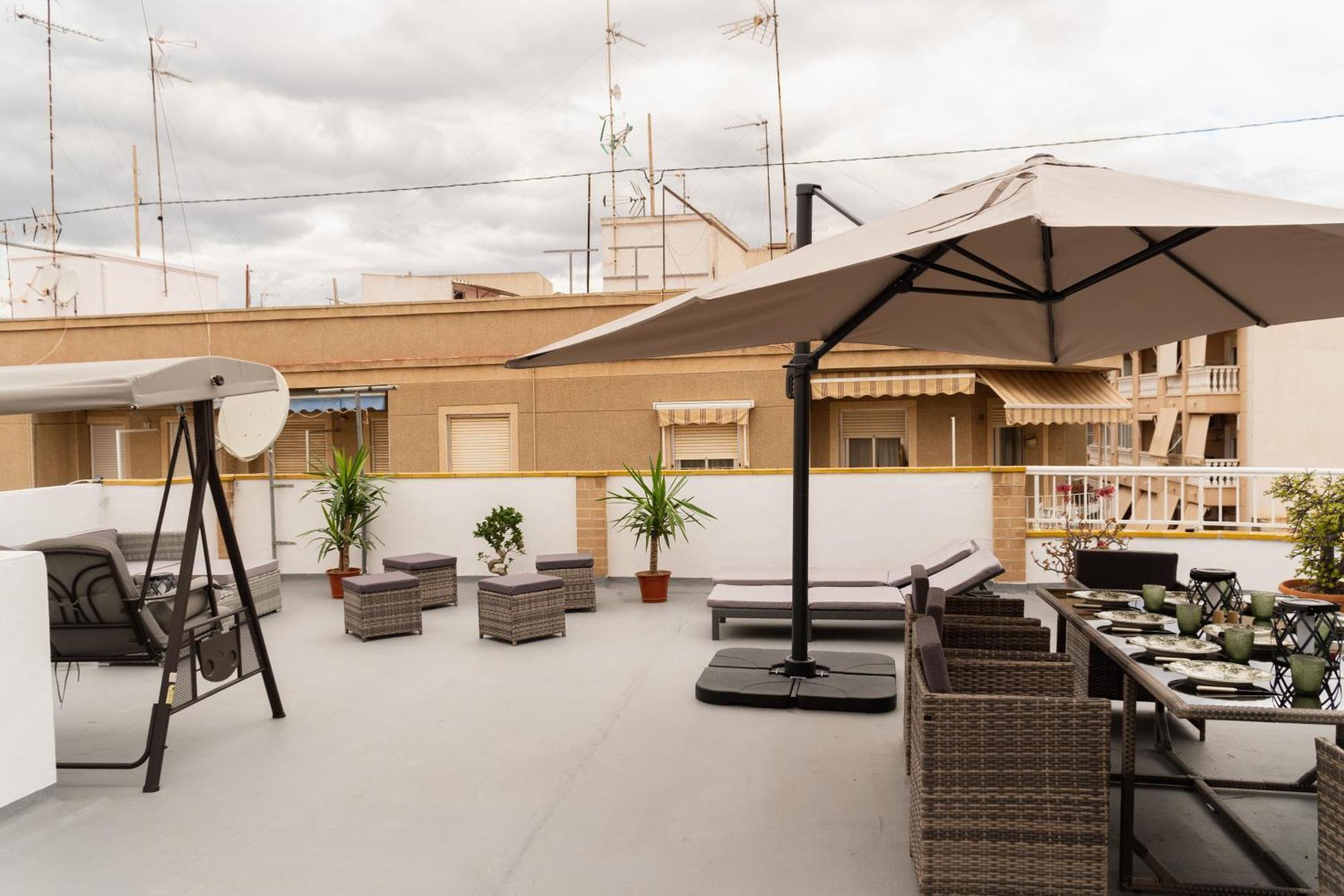 Parsami Suites Santa Pola Pokoj fotografie